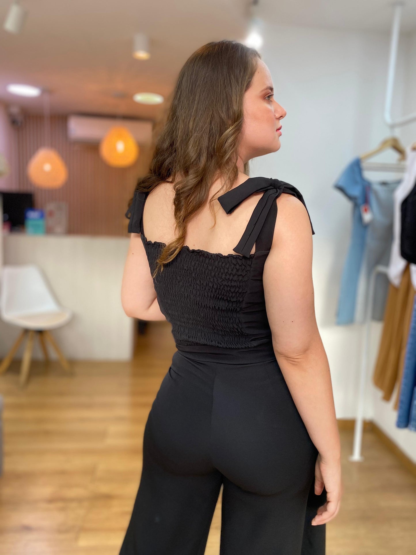 Blusa De Vuelo Negro