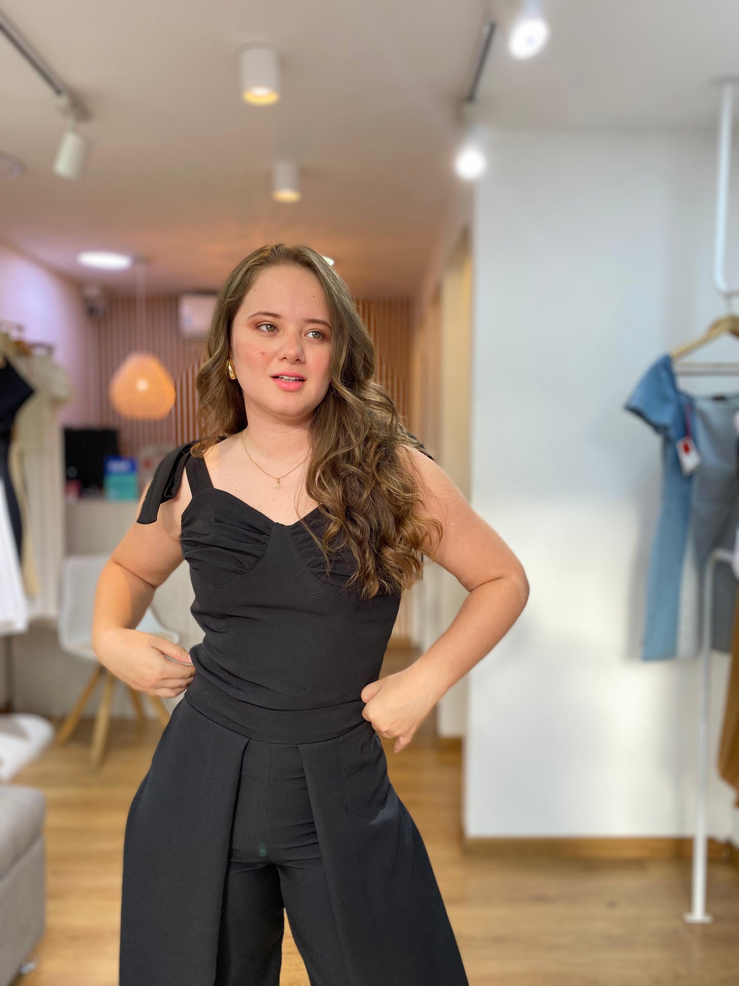 Blusa De Vuelo Negro