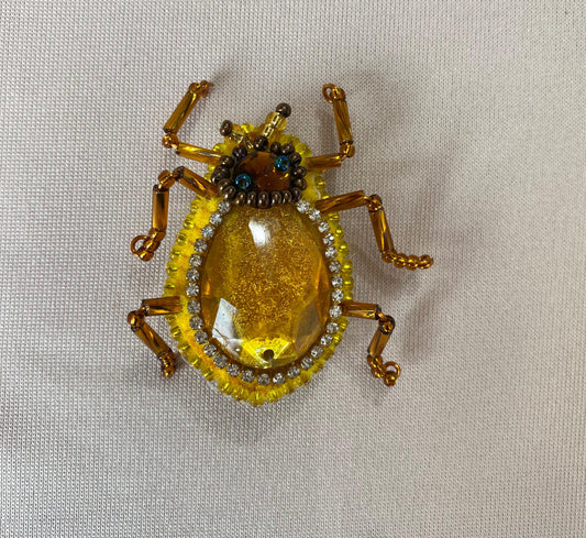 Broche De Escarabajos